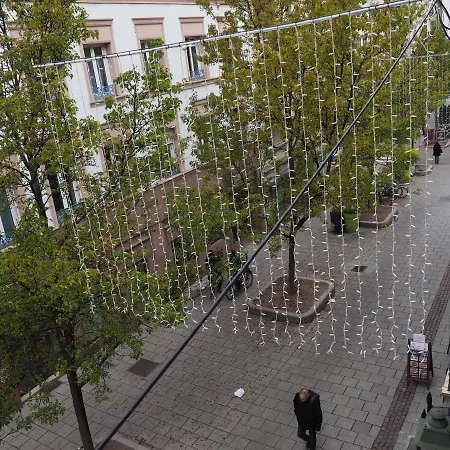Le Drapier 2p Centre 아파트